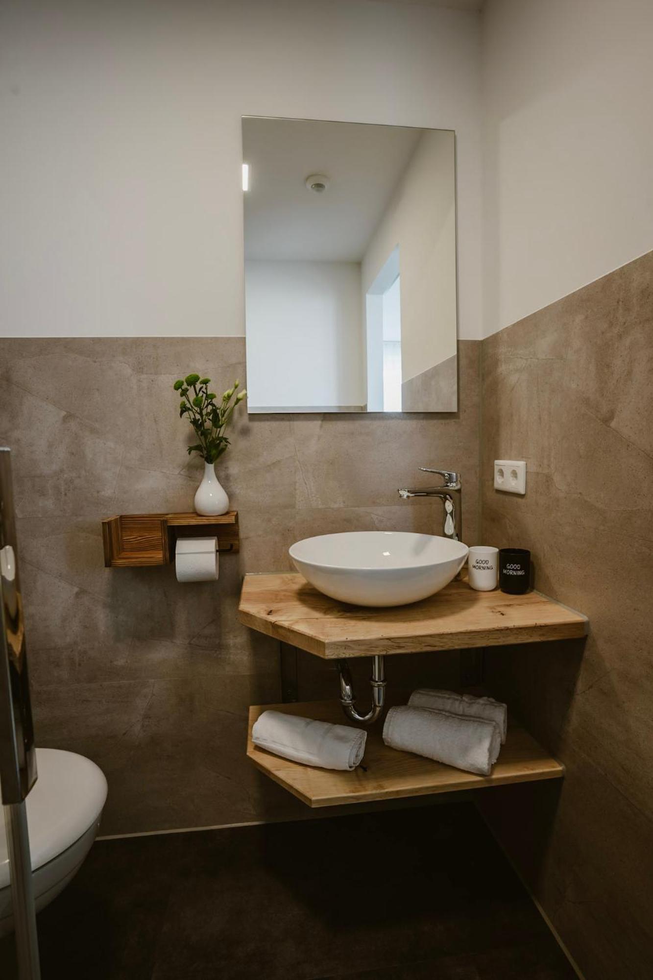 Motel Sleep Inn Toging am Inn Ngoại thất bức ảnh