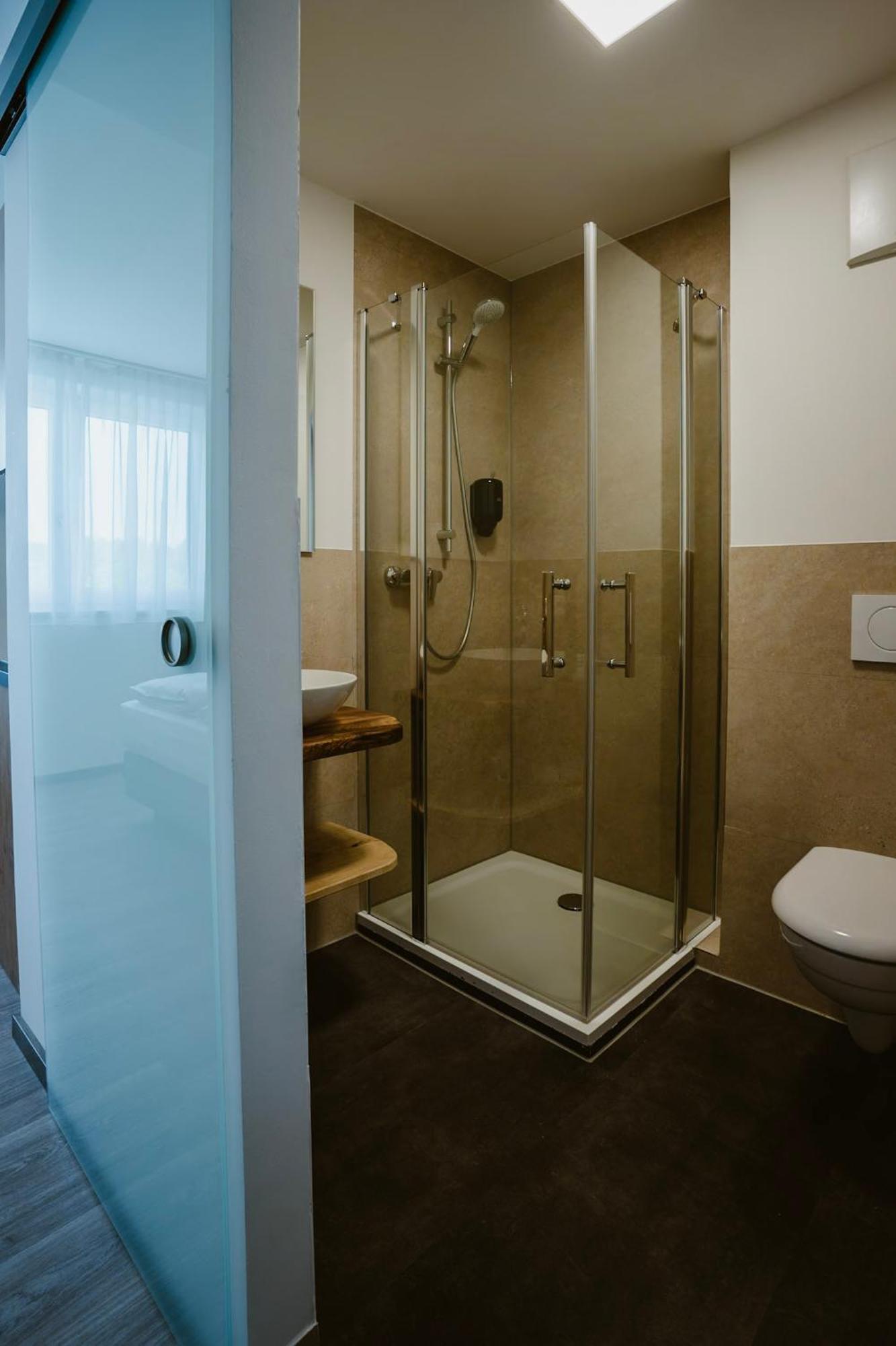 Motel Sleep Inn Toging am Inn Ngoại thất bức ảnh